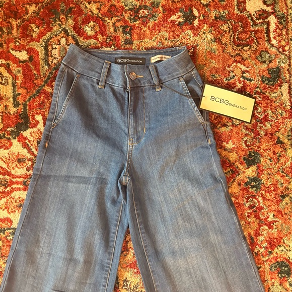 New BCBG BCBGeneration Stretch High Rise Wide Leg Trousers Blue Jeans Size 0 24 - Picture 4 of 5